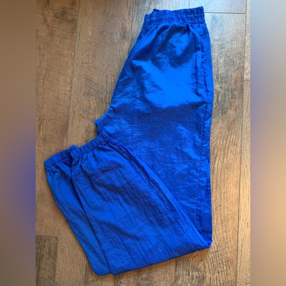 Vintage 80’s 90’s parachute track pants joggers by Voit High waisted‎